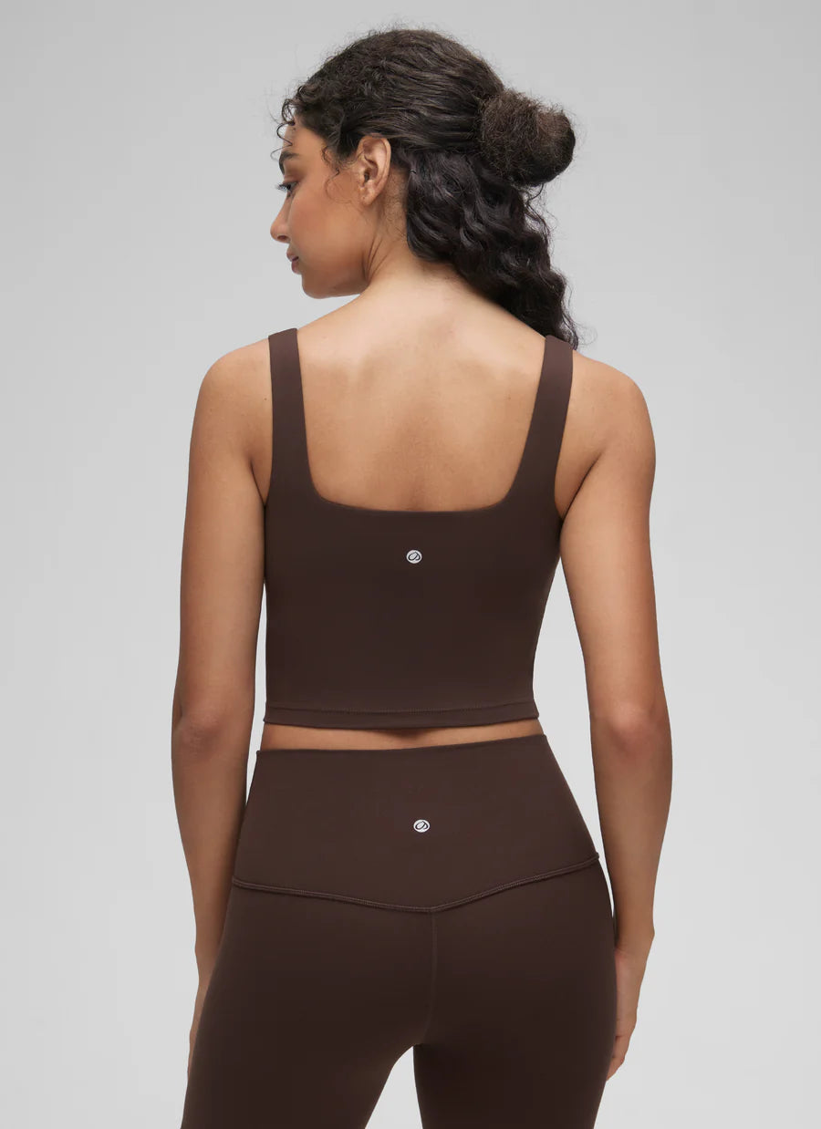 #color_hot fudge brown