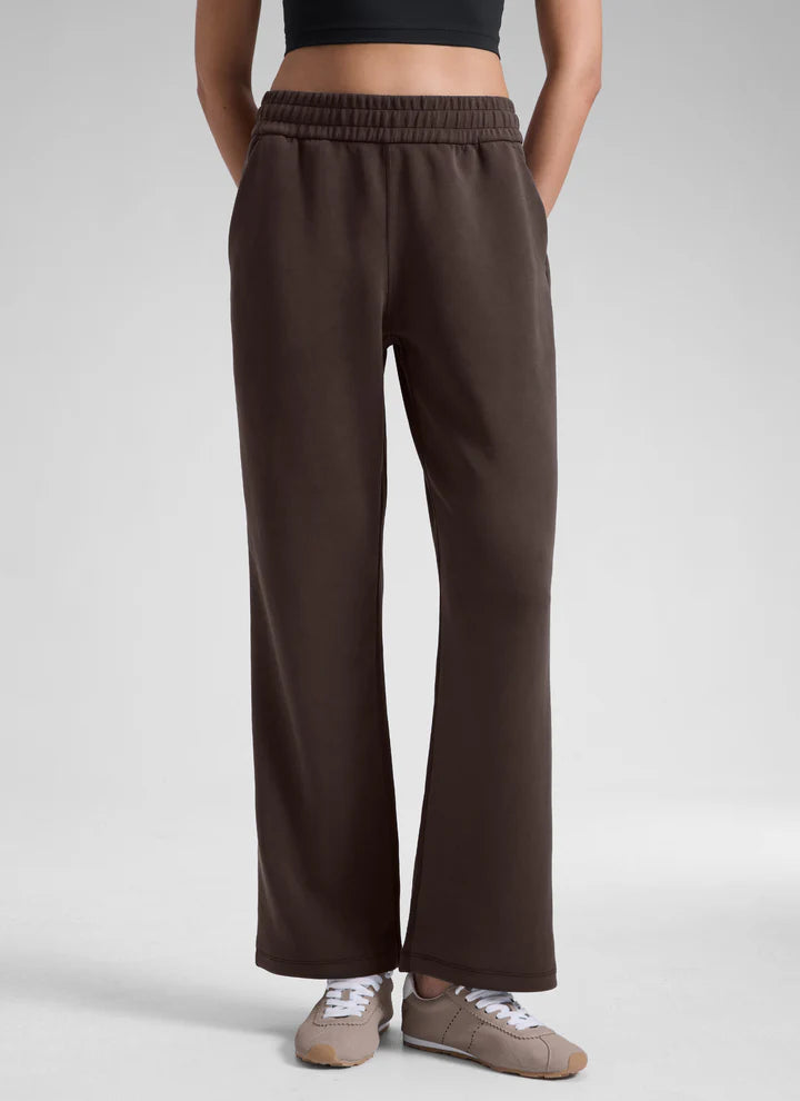 #color_hot fudge brown